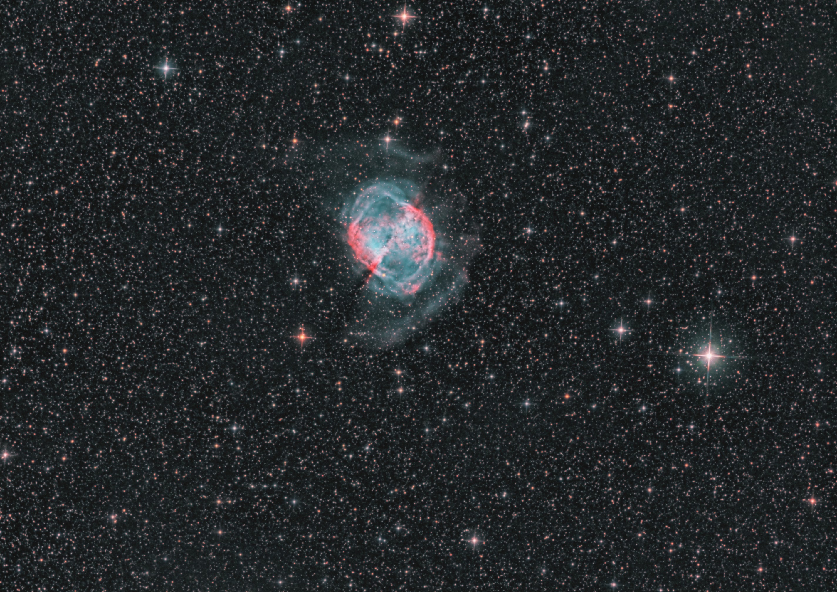 M 27 - Dumbell Nebula